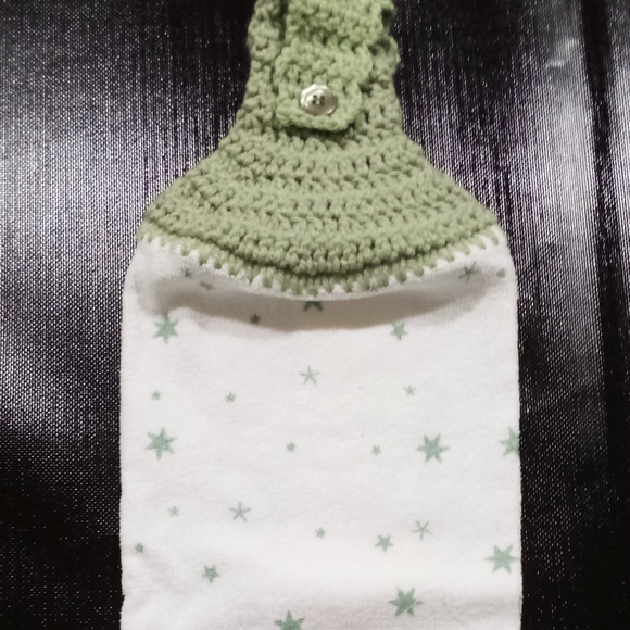 Crochet Top Kitchen Towel green stars - Picture 1 of 4